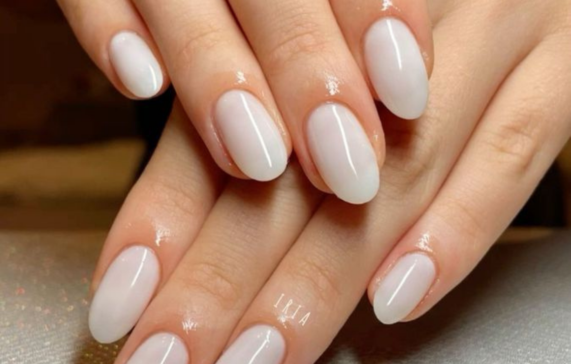 Polygel Extension + Regular Polish