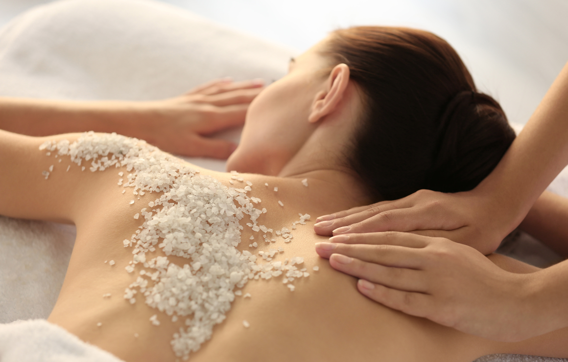 Whitening Body Scrub (30mins)