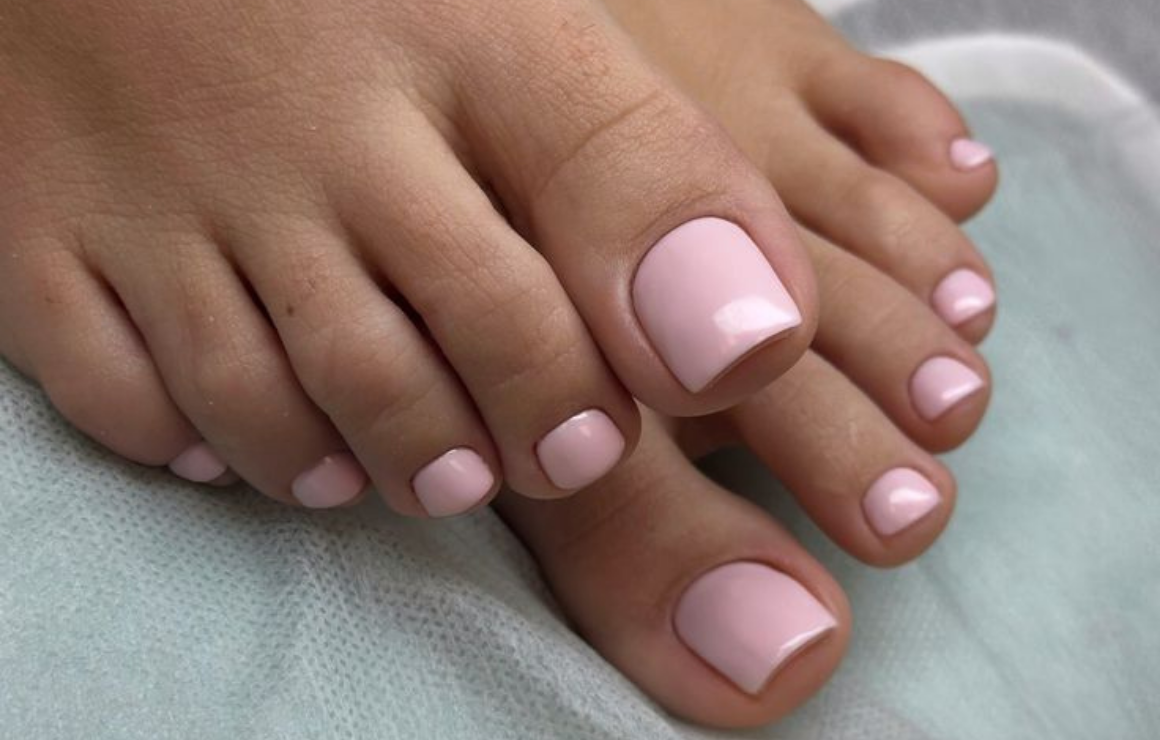 Polygel Extension with Regular Polish