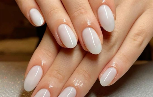 Polygel Extension + Regular Polish